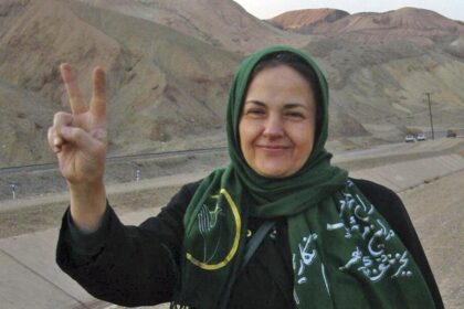 هاله سحابی دختر مهندس عزت الله سحابی
